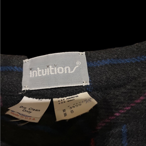 Lovely vintage wool blend pleated skirt. - Picture 5 of 6